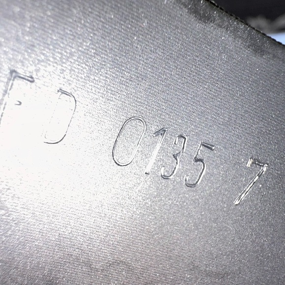 Louis Vuitton Sandals Us size 8-9 - Picture 10 of 11